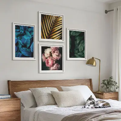 Wanddeko-Set mit Blättern und Blüten in verschiedenen Farben