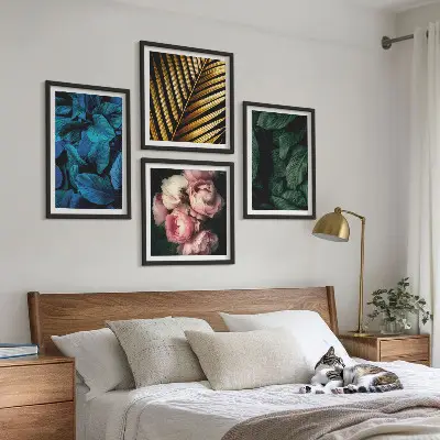 Wanddeko-Set mit Blättern und Blüten in verschiedenen Farben