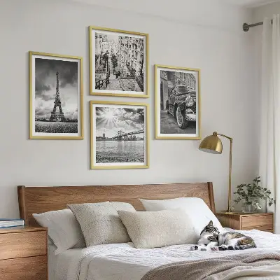 Wanddeko-Set mit Motiven von Stadtansichten, Brücken, Eiffelturm und Auto