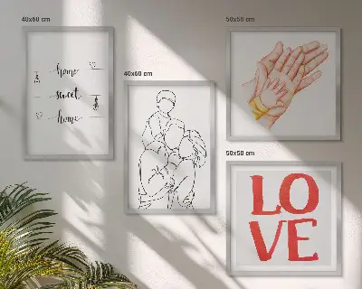 Familienillustration als Hausschild in Form eines Polyptychons mit Rahmen