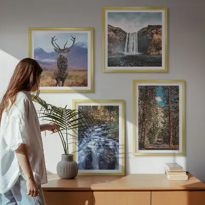 Wandbild Wasserfall im Wald mit Hirsch fünfteiliges Set im Rahmen