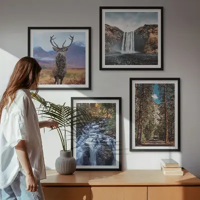 Wandbild Wasserfall im Wald mit Hirsch fünfteiliges Set im Rahmen