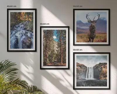 Wandbild Wasserfall im Wald mit Hirsch fünfteiliges Set im Rahmen