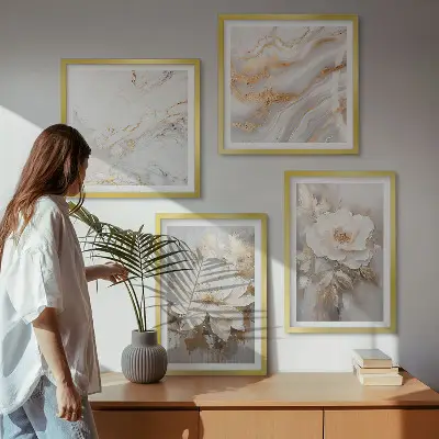 Polyptychon mit Rahmen Blumen auf hellem Hintergrund mit Marmormuster