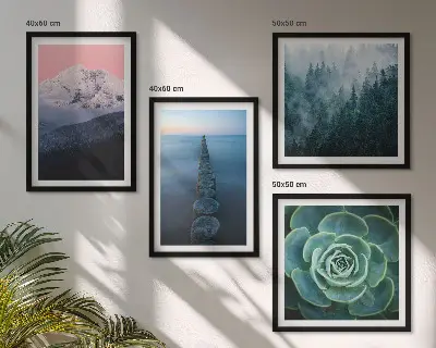 Wanddeko-Set mit Bergen, rosa Himmel, Wasser und Sukkulenten