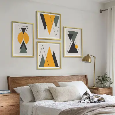 Abstrakte geometrische Formen als gerahmtes Polyptychon