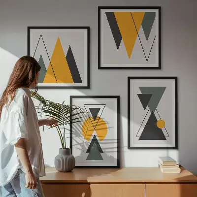 Abstrakte geometrische Formen als gerahmtes Polyptychon