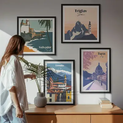 Illustrationen zur Retro-Architektur der Berge als gerahmtes Polyptychon