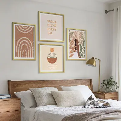 Wanddeko-Set mit stilvollen Pflanzenmustern und Geometrie