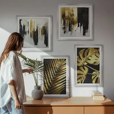 Abstrakte Monstera-Palmenblätter als gerahmtes Polyptychon