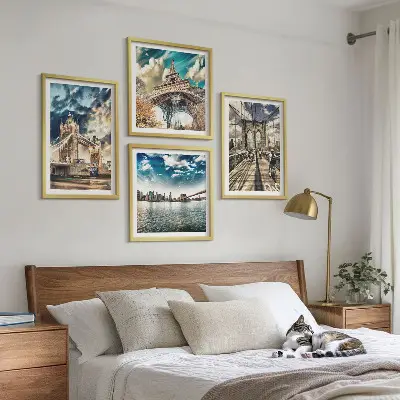 Wanddeko-Set mit Motiven von Turmbrücken in europäischen Städten