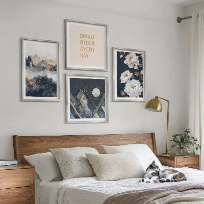 Wanddeko-Set mit abstrakten Bergen und Blumen
