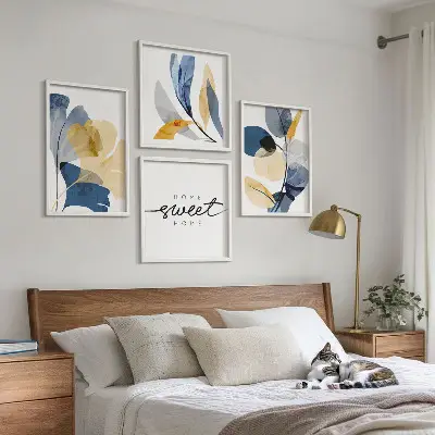 Aquarell-Pflanzenmotive als Polyptychon mit Rahmen
