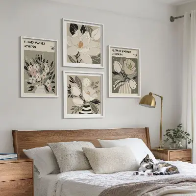 Polyptychon mit Rahmen mit Retro-Blumenmuster aus verschiedenen Städten