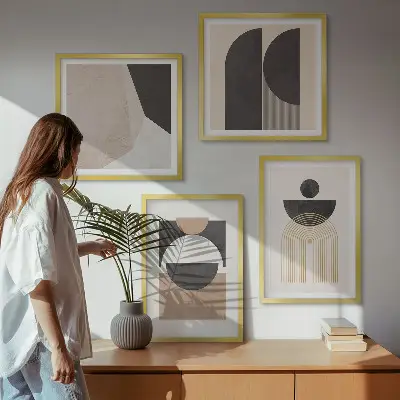 Abstrakte Formen in Beige und Braun als gerahmtes Polyptychon