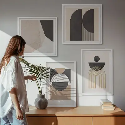 Abstrakte Formen in Beige und Braun als gerahmtes Polyptychon