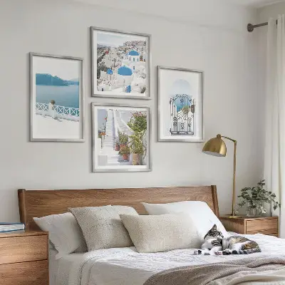 Wandbild Weiße Treppenpflanzen am Meer als gerahmtes Polyptychon