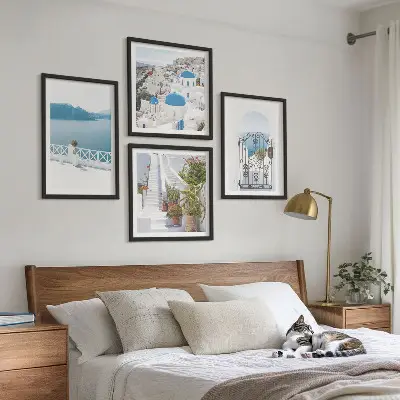 Wandbild Weiße Treppenpflanzen am Meer als gerahmtes Polyptychon