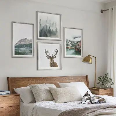 Wanddeko-Set mit Motiven von Bergen, See, Hirschen, Hütte und Nebel