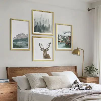 Wanddeko-Set mit Motiven von Bergen, See, Hirschen, Hütte und Nebel