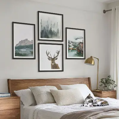 Wanddeko-Set mit Motiven von Bergen, See, Hirschen, Hütte und Nebel