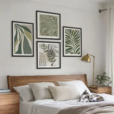 Wanddeko-Set mit Pastellillustrationen von Blättern und Wellen