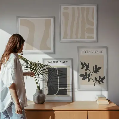 Wanddeko-Set mit abstrakten Pflanzenmotiven
