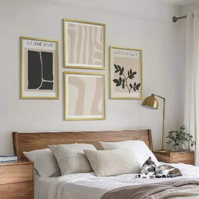 Wanddeko-Set mit abstrakten Pflanzenmotiven