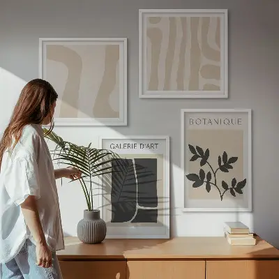 Wanddeko-Set mit abstrakten Pflanzenmotiven