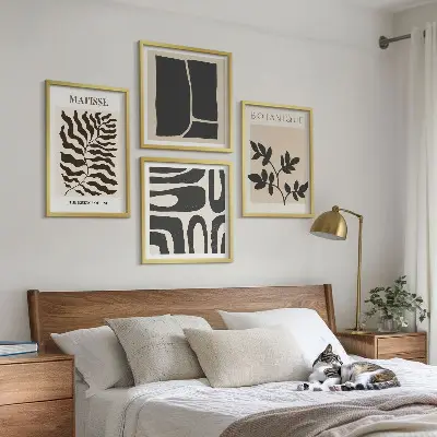 Minimalistische Pflanzenposter als Polyptychon mit Rahmen