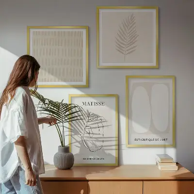Polyptychon mit Rahmen Linien und Formen in Beige und Weiß