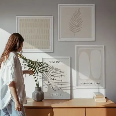 Polyptychon mit Rahmen Linien und Formen in Beige und Weiß