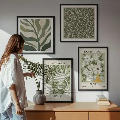 Polyptychon mit Rahmen mit Pflanzenmuster als Boho-Dekoration