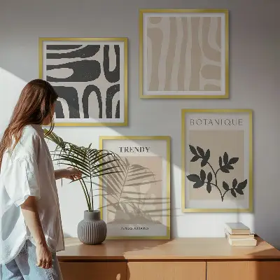 Wanddeko-Set mit stilvollen Pflanzenmustern in Beige und Schwarz