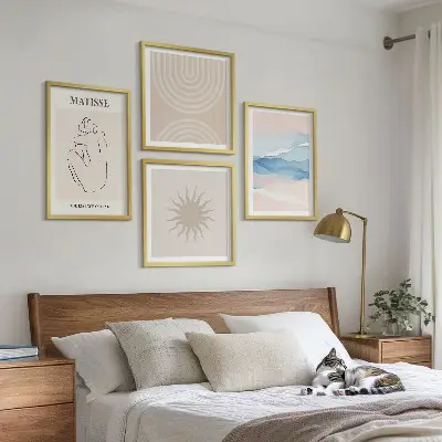 Polyptychon mit Rahmen Linien, Wellen und Pastellfarben im minimalistischen Design