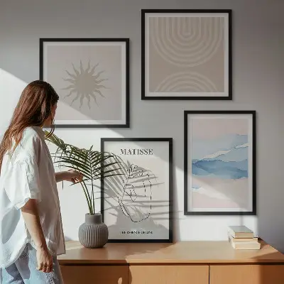 Polyptychon mit Rahmen Linien, Wellen und Pastellfarben im minimalistischen Design