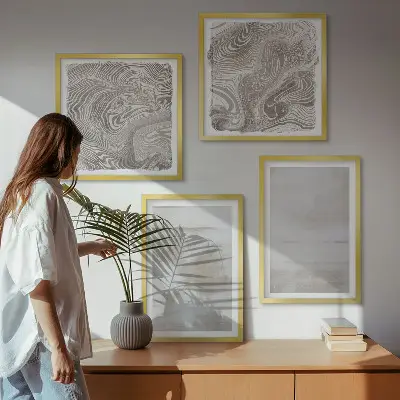Polyptychon mit Rahmen in modernem Stil mit abgenutzten Texturen