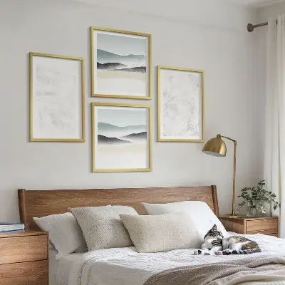 Wanddeko-Set mit weißen Flecken auf Leinwandhintergrund