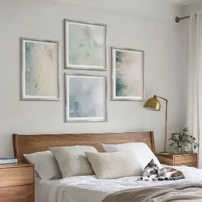 Polyptychon mit Rahmen auf Aquarell-Leinwand