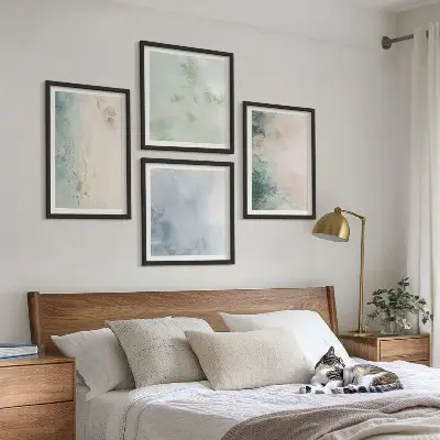 Polyptychon mit Rahmen auf Aquarell-Leinwand