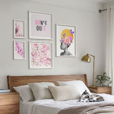 Bilderset fürs sofa Blumenmotive mit einer Frau