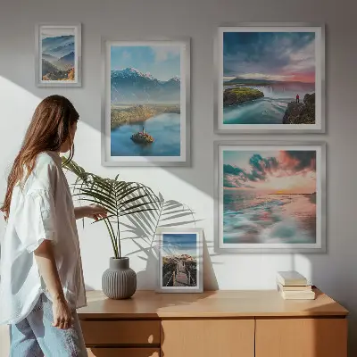 Modernes Wandbilder-Set mit Berglandschaften und Wasserfällen