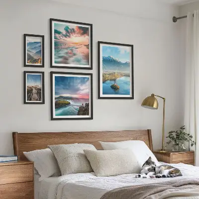 Modernes Wandbilder-Set mit Berglandschaften und Wasserfällen