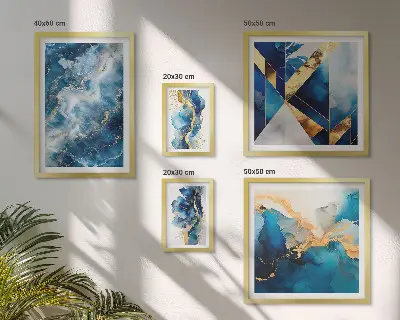Modernes Wandbilder-Set mit abstrakten blauen Kompositionen
