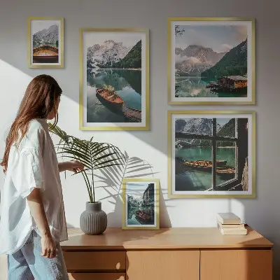 Wandbilder-Set mit Motiven von Seen, Bergen, Booten und Landschaften