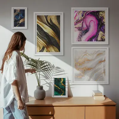 Bildergalerie-Set für die Wand mit abstrakten modernen Mustern