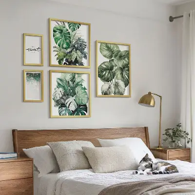 Modernes Wandbilder-Set mit Pflanzenmotiven