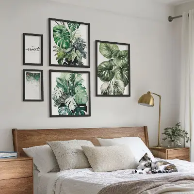 Modernes Wandbilder-Set mit Pflanzenmotiven