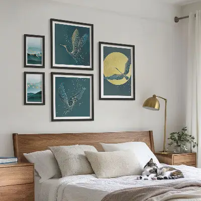Modernes Wandbilder-Set mit Landschaften, Vögeln und Nachthimmel