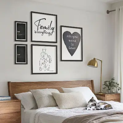 Bilderset für das Sofa mit dem Motiv Familienwerte, Liebe und Nähe